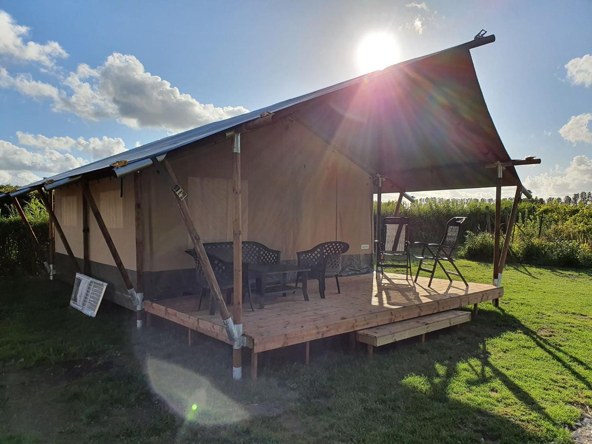 Camping De Oude Rijn Ter Aar Szoba fotó